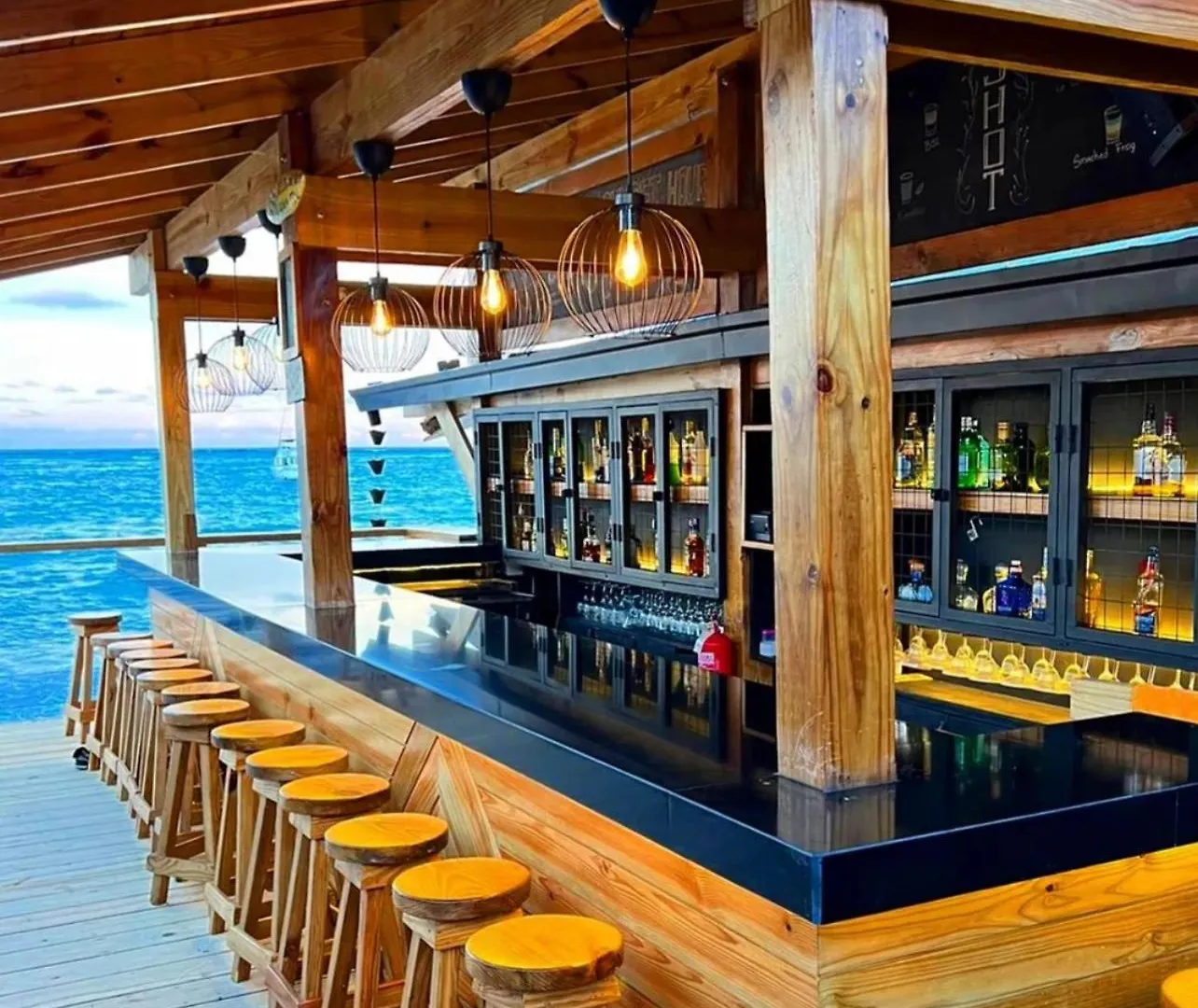 Vacation Studios With Rooftop Pool, Beach Club, Restaurants - Playa Los Corales Punta Cana Den Dominikanske Republik